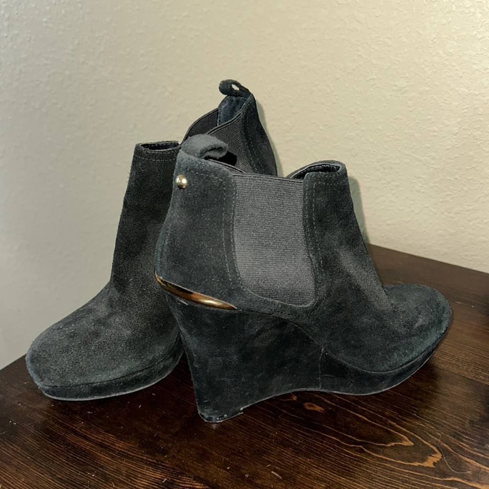 Jessica Simpson suede like wedges